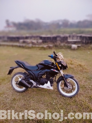 Suzuki gixxer monotone  18model